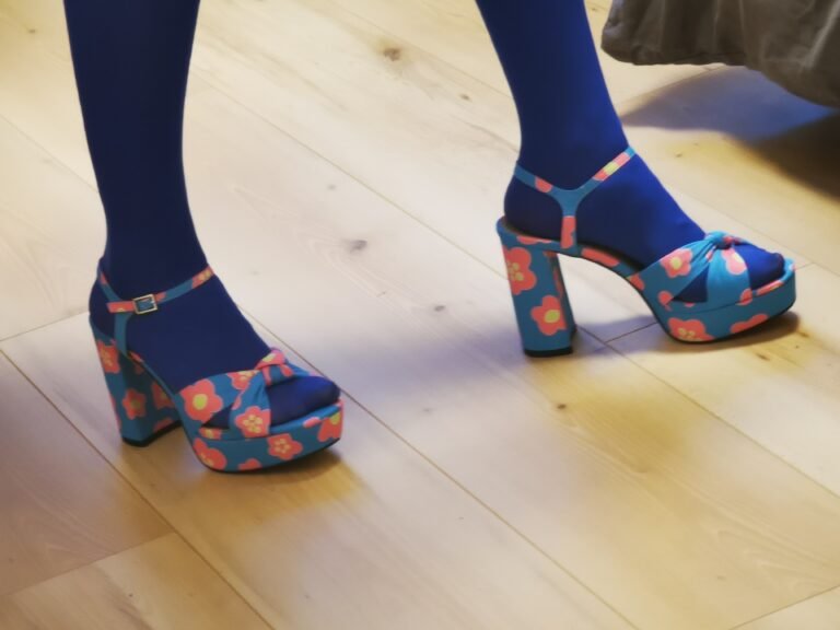 What Is The Meaning of Blue? Let’s check it together