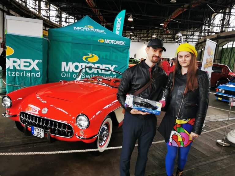 101 Gifts for Husband That Will Make Him Super Happy